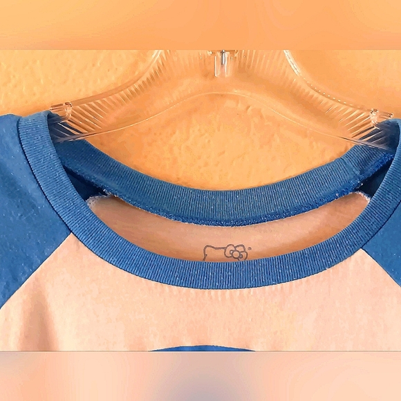 Hello Kitty - Picture 3 of 8